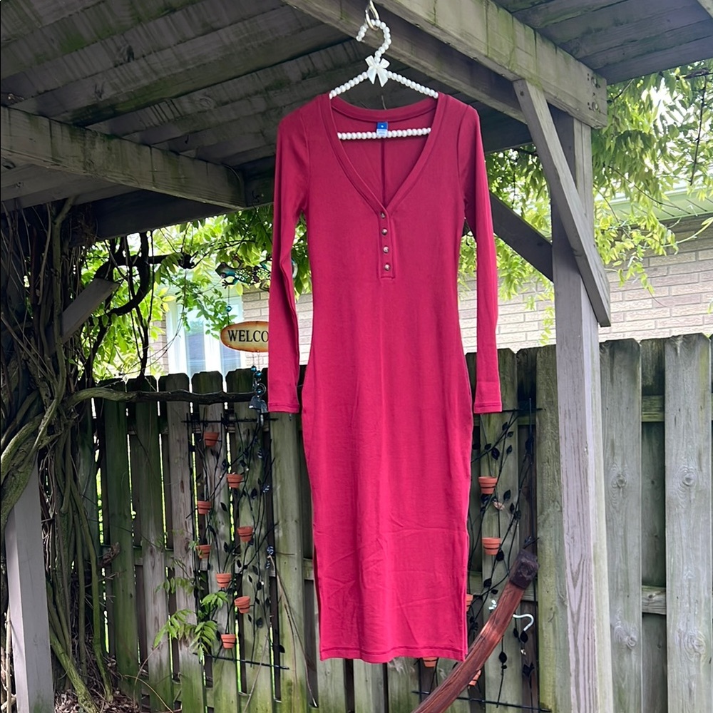 Elegant Red Long Sleeve Dress